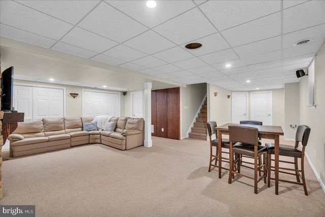48 COUNTRY CLUB RD, Pine Hill, NJ 08021