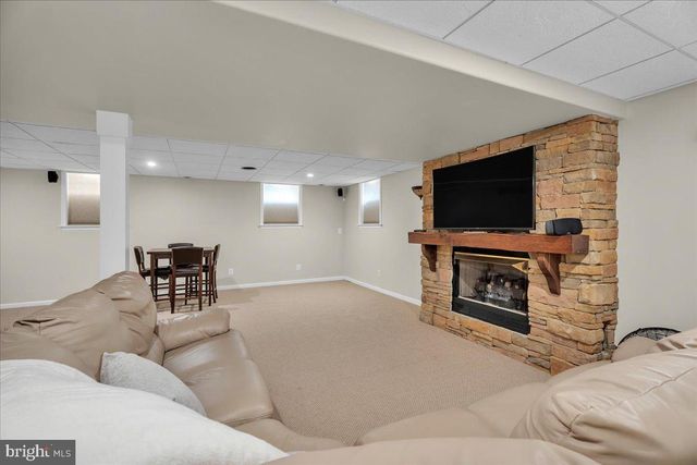 48 COUNTRY CLUB RD, Pine Hill, NJ 08021
