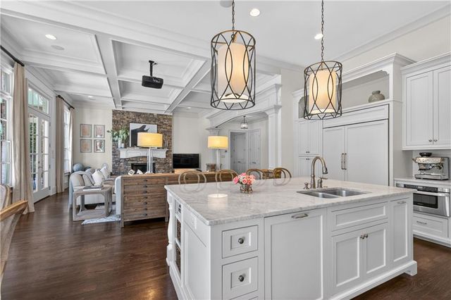 4915 Kettle River Point, Suwanee, GA 30024