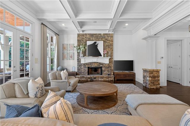 4915 Kettle River Point, Suwanee, GA 30024