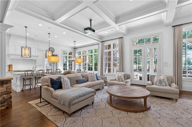 4915 Kettle River Point, Suwanee, GA 30024