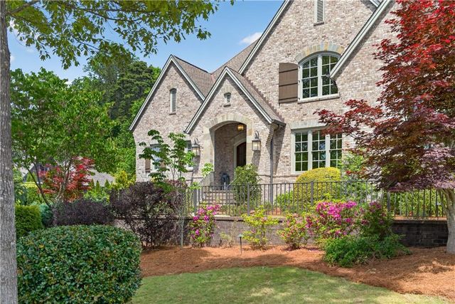 4915 Kettle River Point, Suwanee, GA 30024