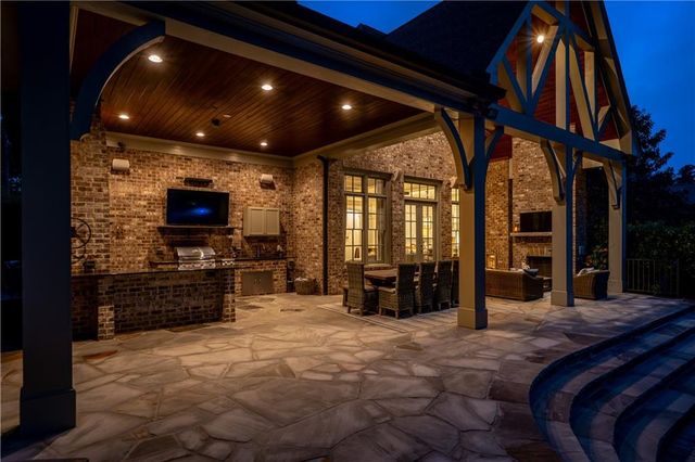 4915 Kettle River Point, Suwanee, GA 30024