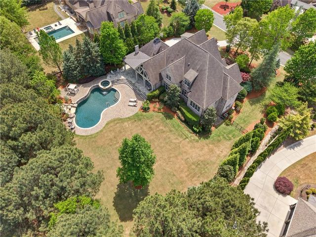 4915 Kettle River Point, Suwanee, GA 30024