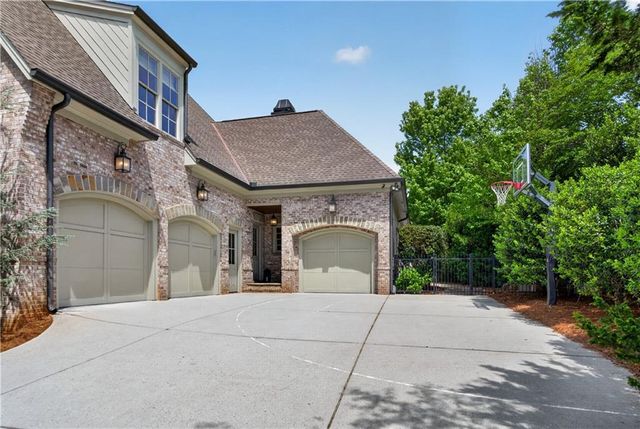 4915 Kettle River Point, Suwanee, GA 30024