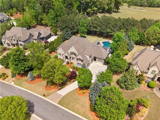 4915 Kettle River Point, Suwanee, GA 30024