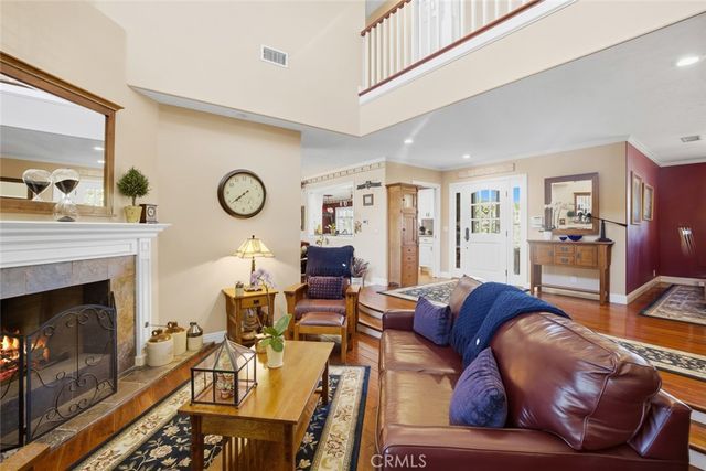 2033 Holiday, Newport Beach, CA 92660