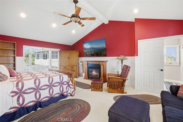 2033 Holiday, Newport Beach, CA 92660