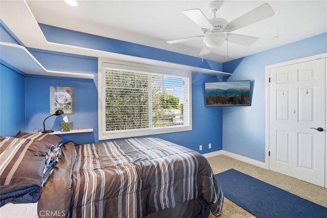 2033 Holiday, Newport Beach, CA 92660