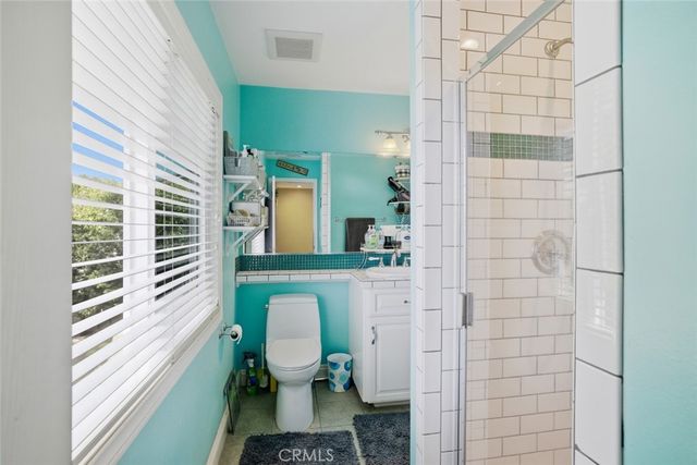 2033 Holiday, Newport Beach, CA 92660