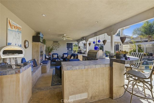 2033 Holiday, Newport Beach, CA 92660
