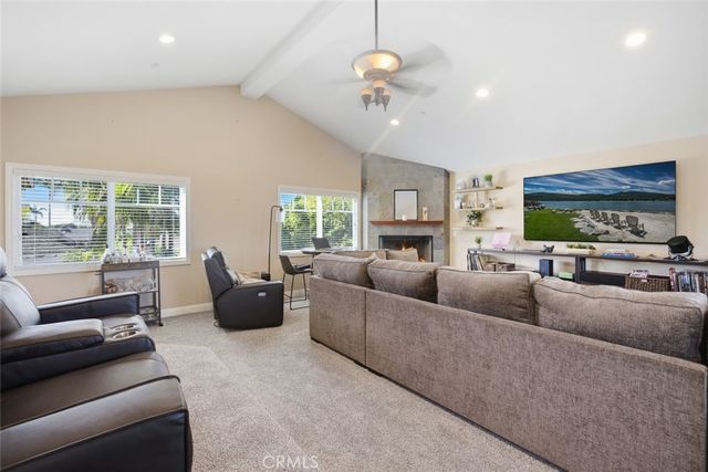 2033 Holiday, Newport Beach, CA 92660