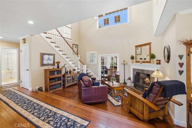 2033 Holiday, Newport Beach, CA 92660