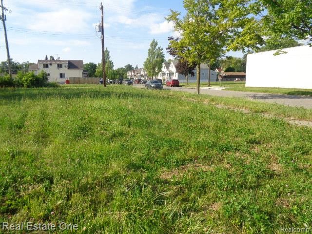 6041 Casmere Street, Hamtramck, MI 48212