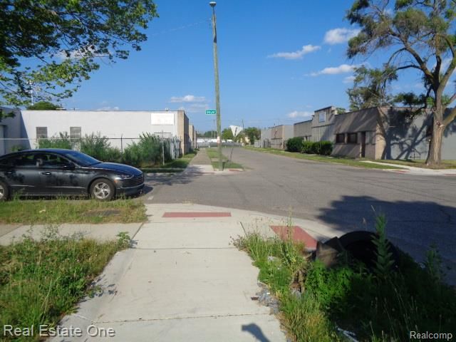 6041 Casmere Street, Hamtramck, MI 48212