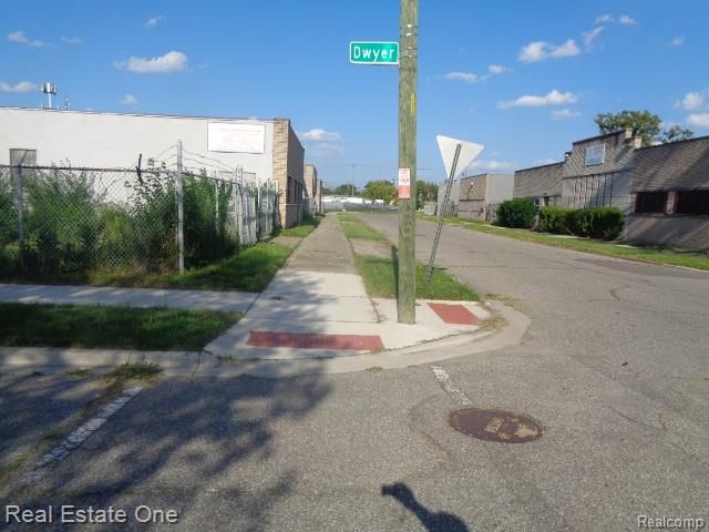 6041 Casmere Street, Hamtramck, MI 48212