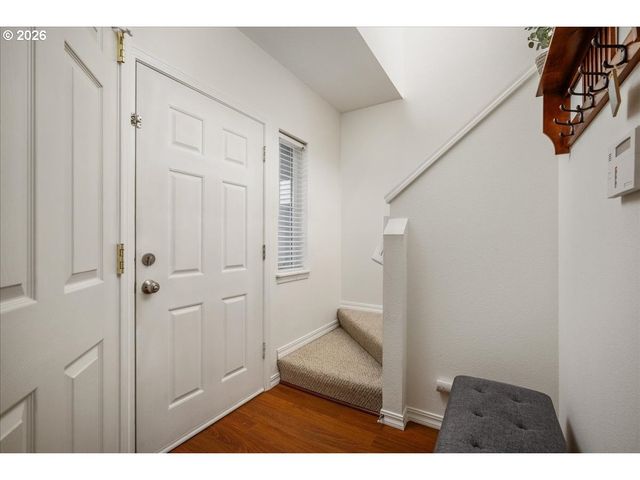 15988 Sw ROTH Dr, Beaverton, OR 97078