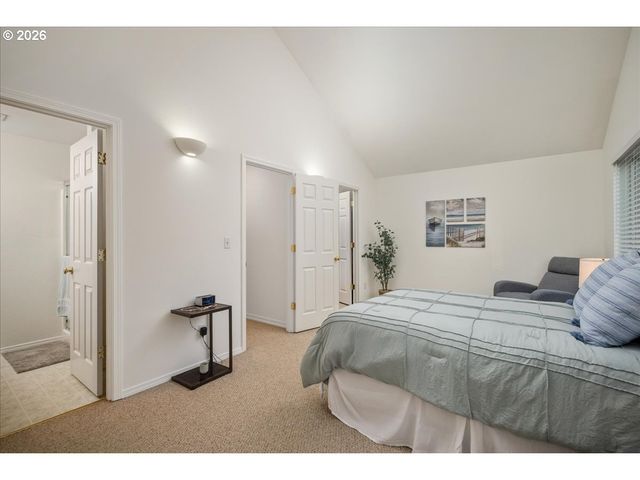 15988 Sw ROTH Dr, Beaverton, OR 97078