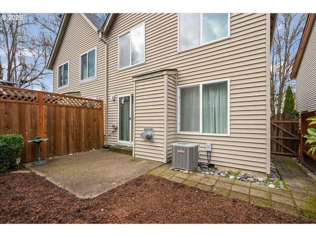 15988 Sw ROTH Dr, Beaverton, OR 97078