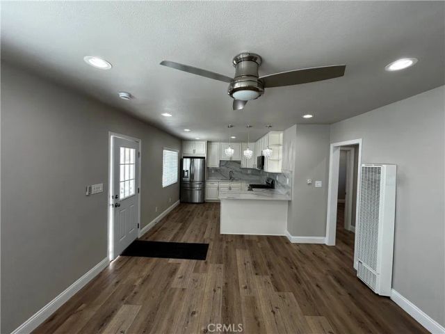 2720 E Wall Street, Signal Hill, CA 90755