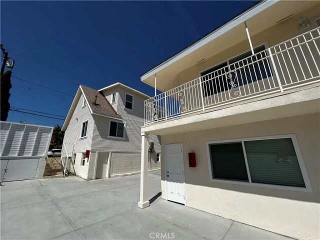 2720 E Wall Street, Signal Hill, CA 90755