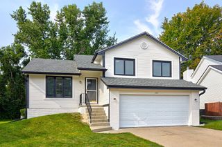 121 27th Court, West Des Moines, IA 50265