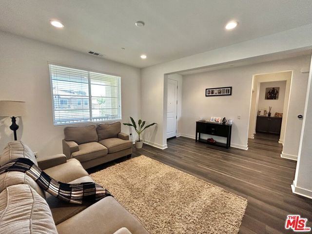 39186 Pinto Court, Palmdale, CA 93551