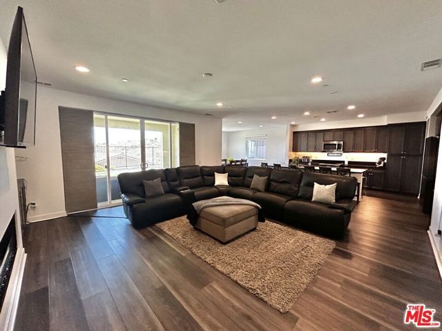 39186 Pinto Court, Palmdale, CA 93551