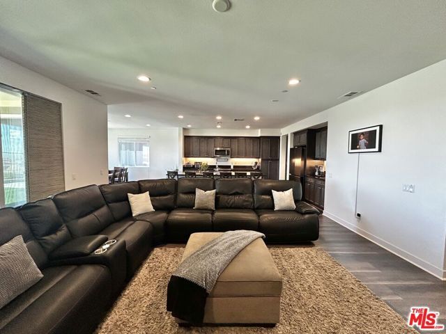 39186 Pinto Court, Palmdale, CA 93551