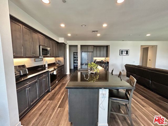 39186 Pinto Court, Palmdale, CA 93551