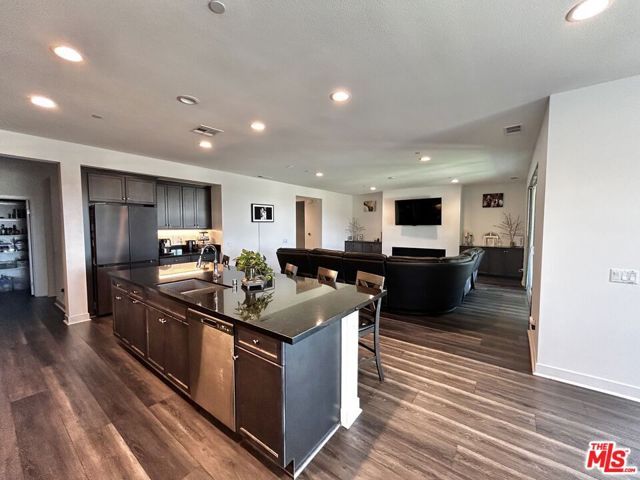 39186 Pinto Court, Palmdale, CA 93551