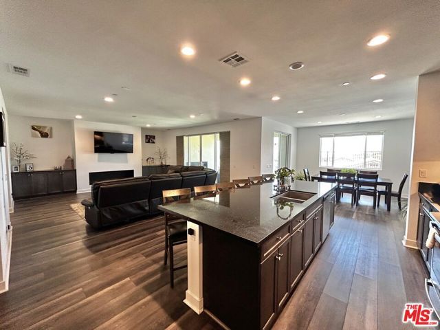 39186 Pinto Court, Palmdale, CA 93551