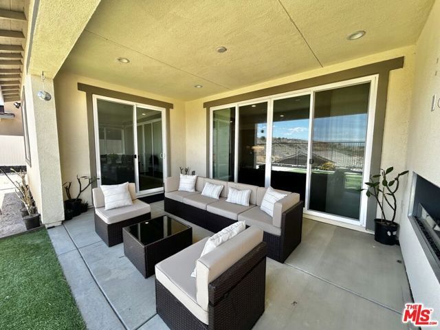 39186 Pinto Court, Palmdale, CA 93551