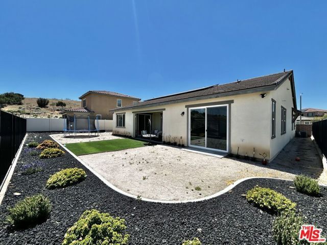 39186 Pinto Court, Palmdale, CA 93551