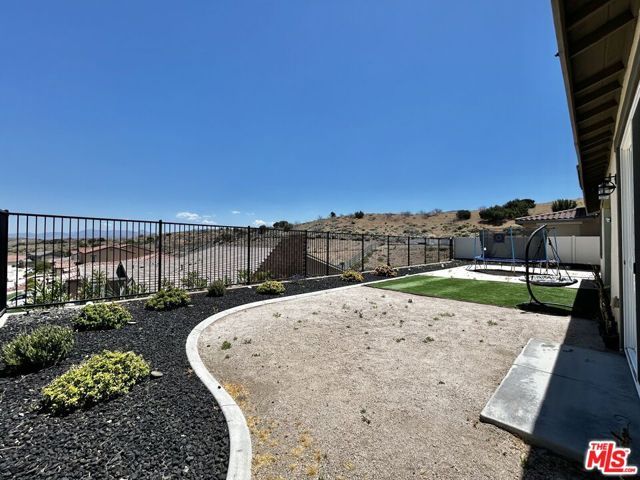 39186 Pinto Court, Palmdale, CA 93551