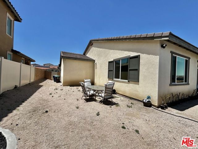 39186 Pinto Court, Palmdale, CA 93551