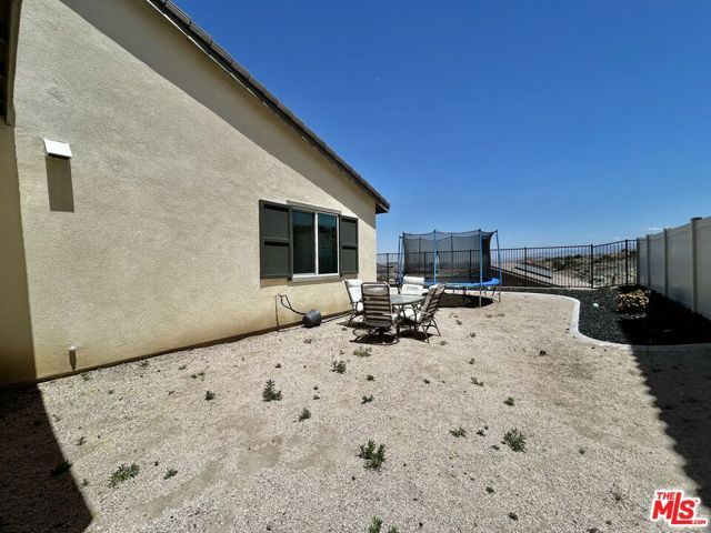39186 Pinto Court, Palmdale, CA 93551