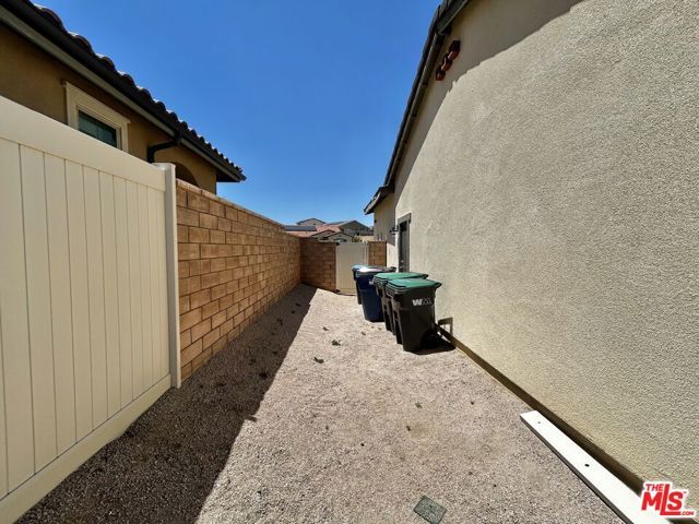 39186 Pinto Court, Palmdale, CA 93551