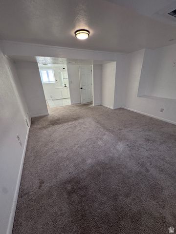 2219 N 2475 W, Clinton, UT 84015