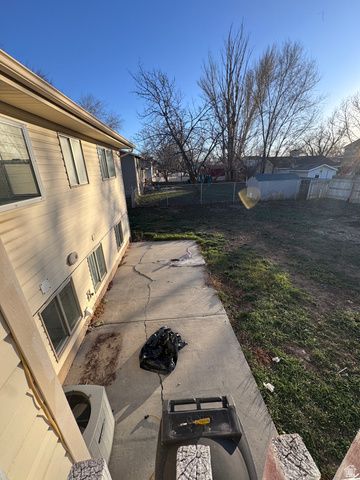 2219 N 2475 W, Clinton, UT 84015