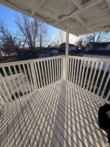 2219 N 2475 W, Clinton, UT 84015