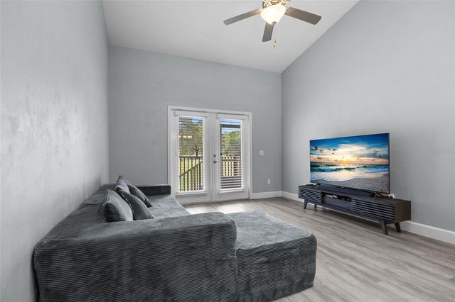 1088 NW 126 WAY, Newberry, FL 32669