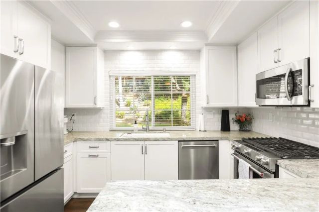 9 Via Ermitas, Rancho Santa Margarita, CA 92688