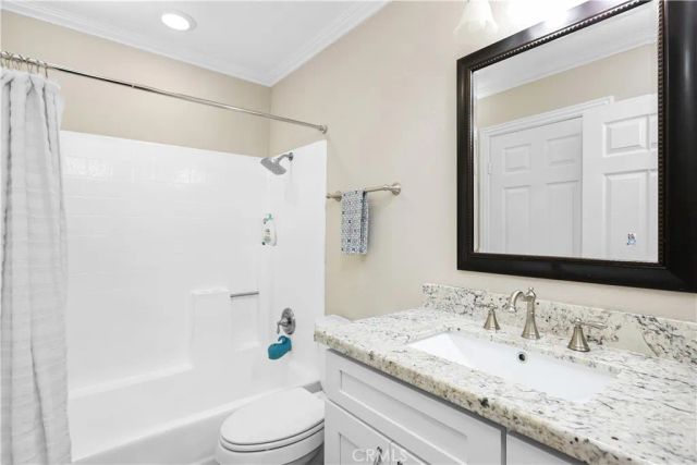 9 Via Ermitas, Rancho Santa Margarita, CA 92688