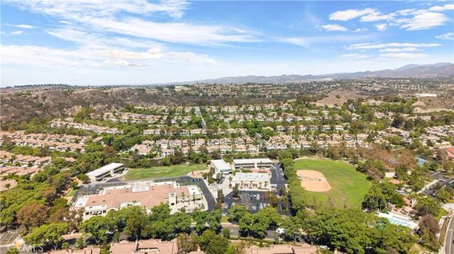 9 Via Ermitas, Rancho Santa Margarita, CA 92688