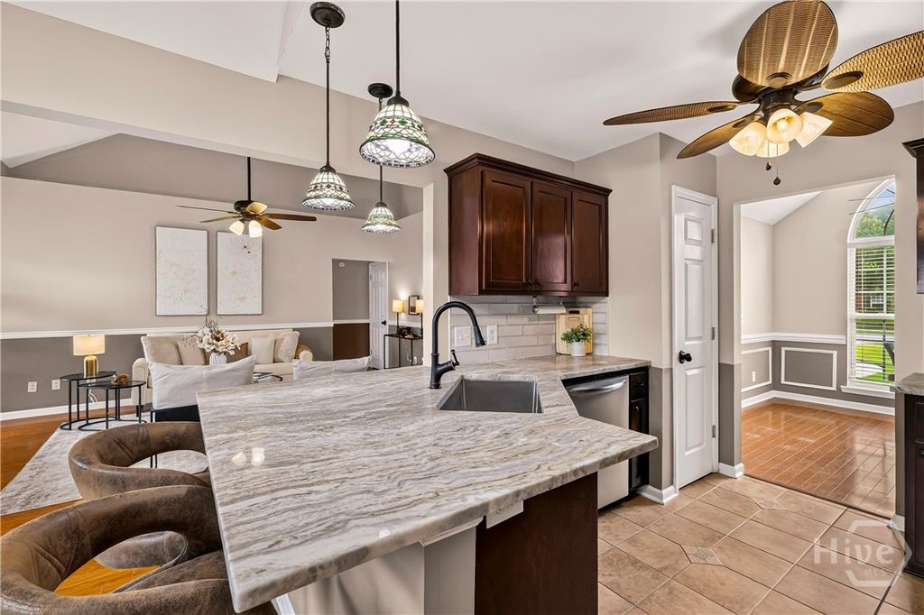 Image 11 of property listing at 228 Pampas Drive, Pooler, GA 31322