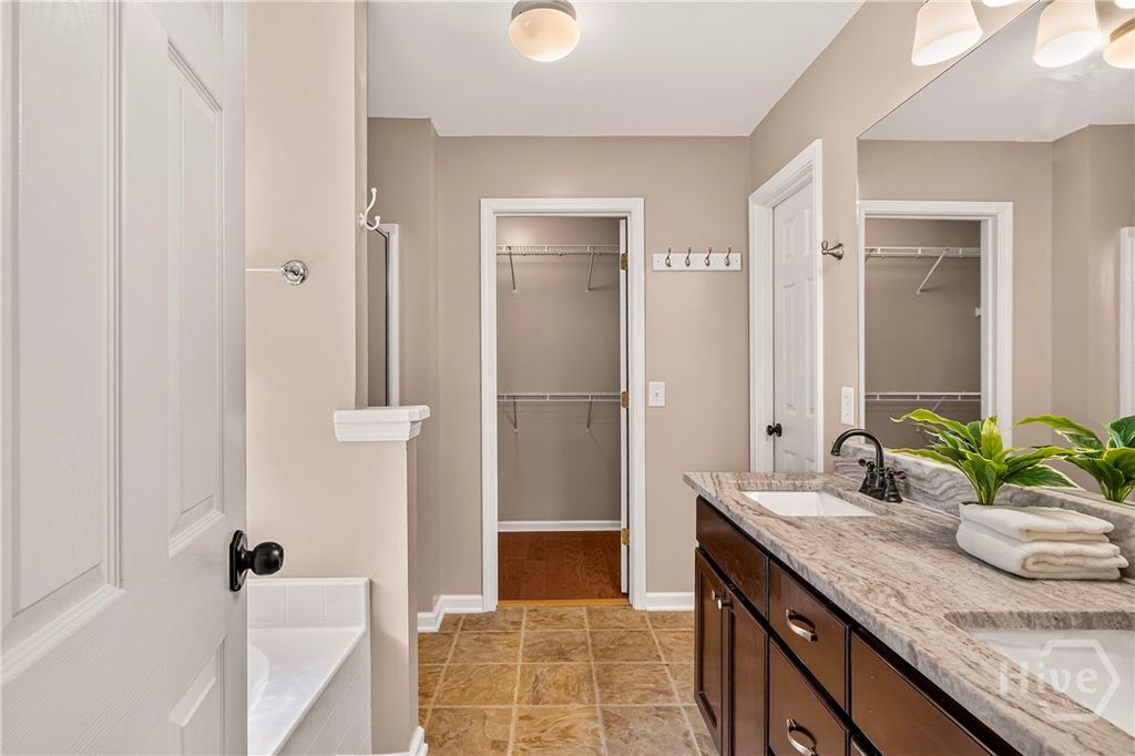 Image 17 of property listing at 228 Pampas Drive, Pooler, GA 31322