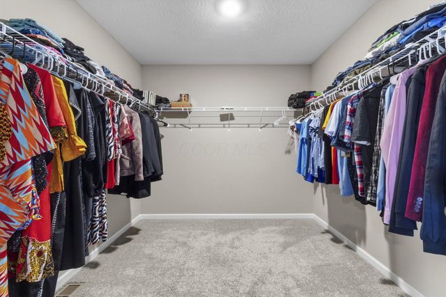 404 Colony Ridge Drive, Delaware, OH 43015