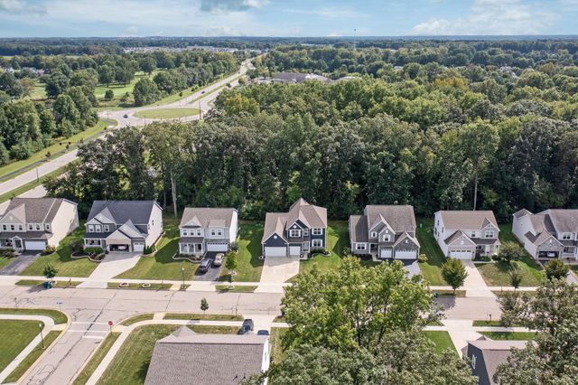 404 Colony Ridge Drive, Delaware, OH 43015