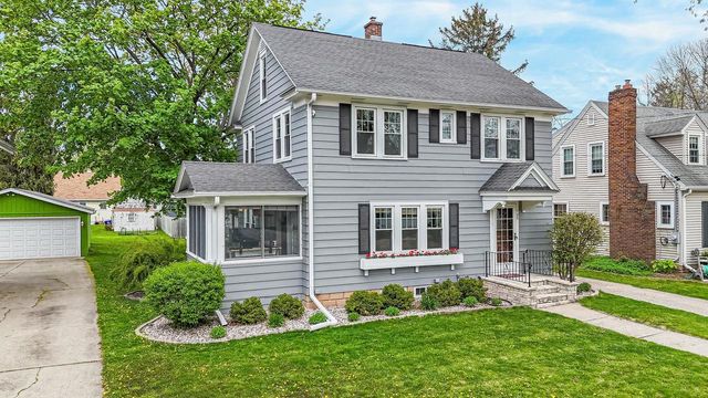 708 E CIRCLE STREET, Appleton, WI 54911